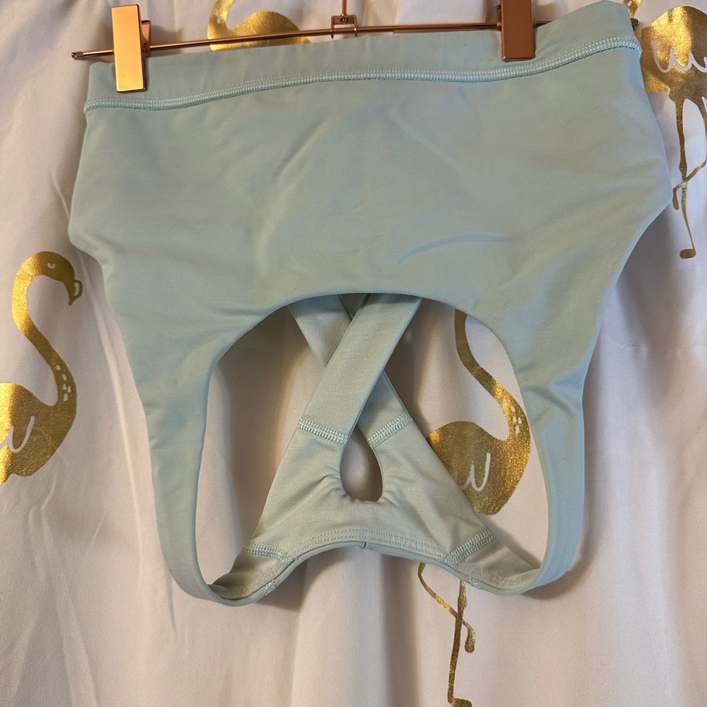 Lulu bra size 6